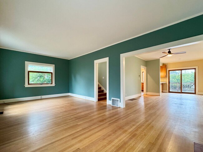 Foto del edificio - 6210 20th Ave NE