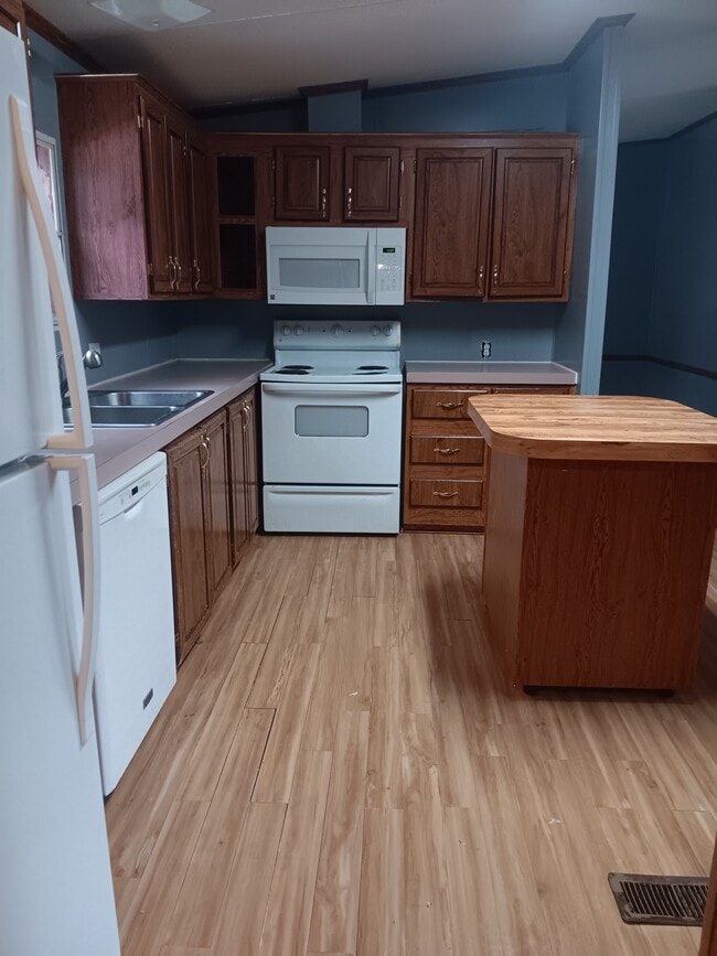 Foto del edificio - 430 Lytle Cove Rd