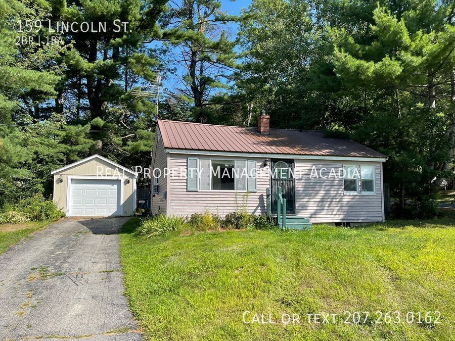 Primary Photo - Cozy 2 Bedroom Cape in Old Town