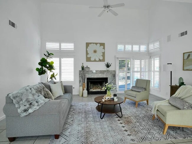 Foto del edificio - 1040 Copper Park Ln