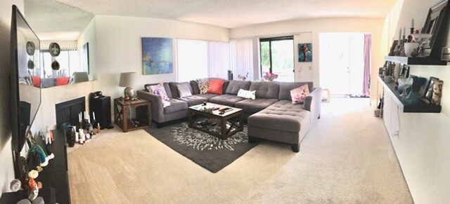 Building Photo - 5072 Dunbar Dr