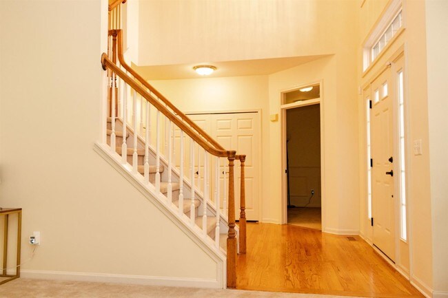Building Photo - 45547 Irvine Dr