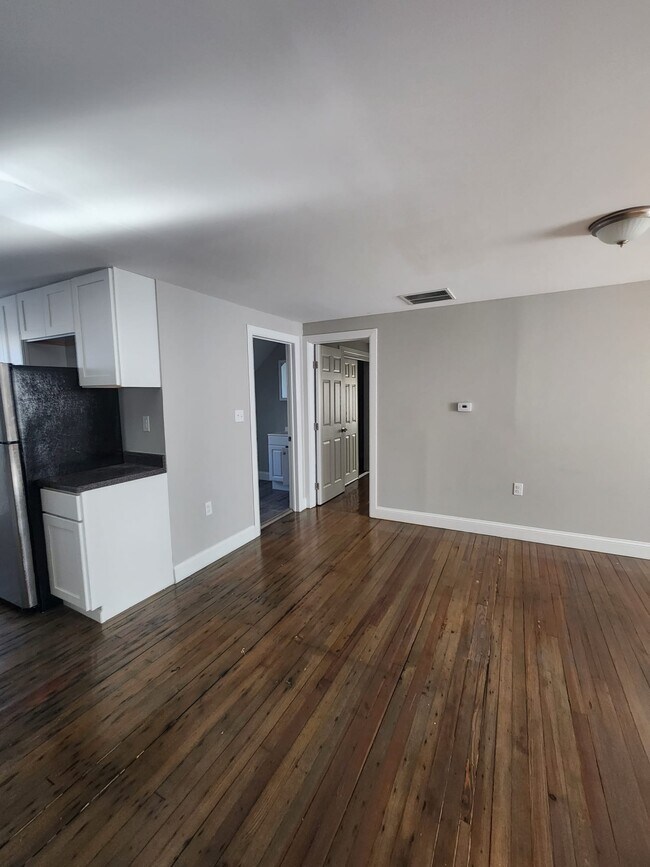 Foto del edificio - 151 Howard Ave