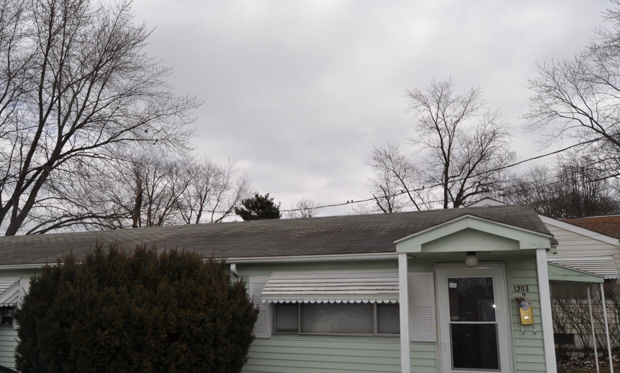 Primary Photo - 1203 Perrysville Ave