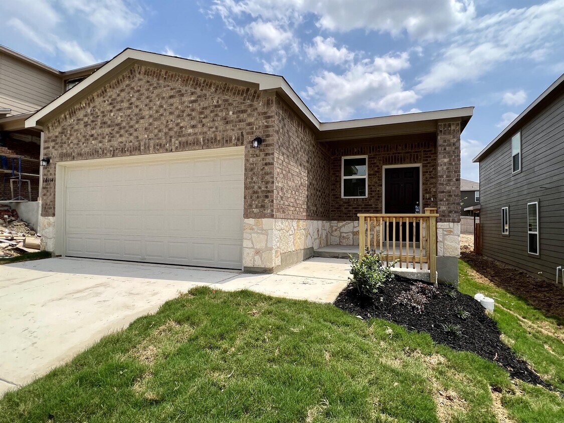 10334 Gibbons Creek, San Antonio, TX 78252 House for Rent in San Antonio, TX