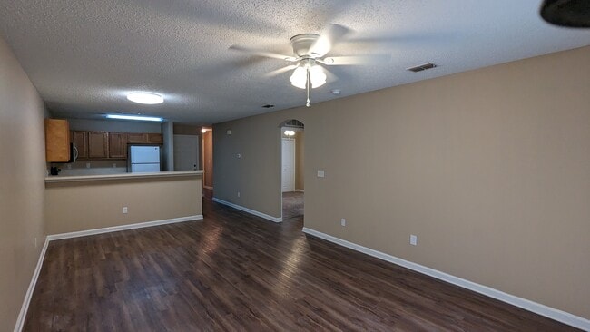 Building Photo - 129 Plantation Point Dr
