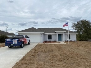 Building Photo - 4745 SW 147 Loop