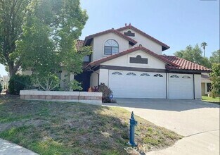 Building Photo - 1535 Summitridge Dr
