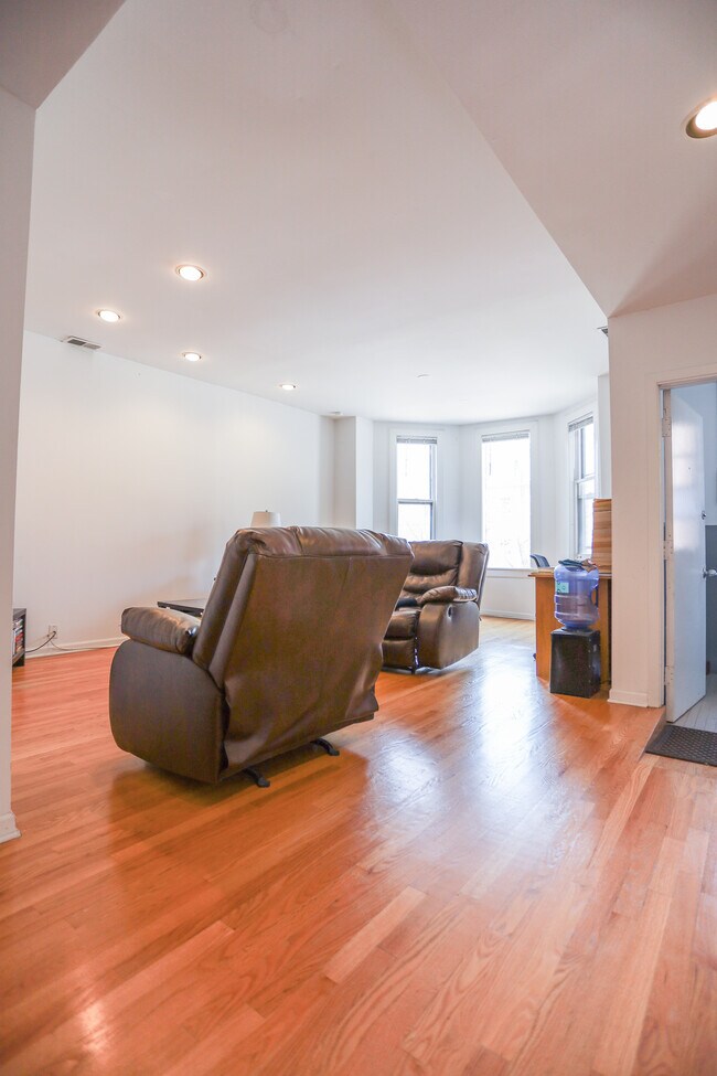 Foto del edificio - 1811 N Wells St