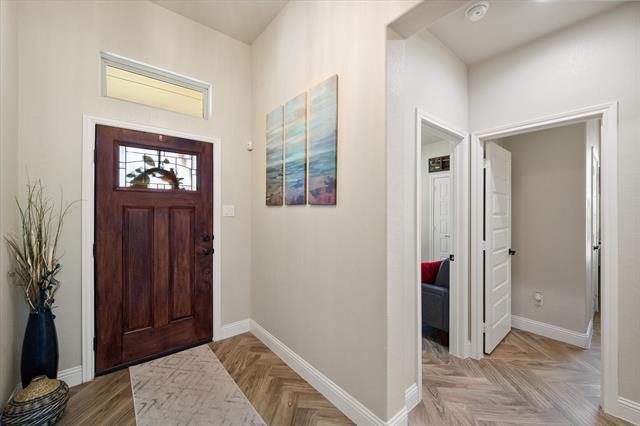 Foto del edificio - 1300 FM 667