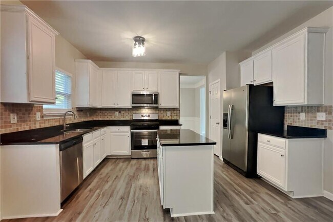 Foto del edificio - 1420 Rocky Shoals Ln