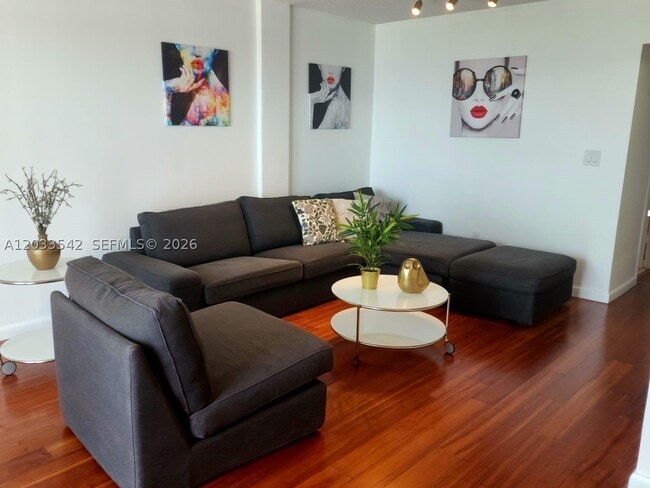 Foto del edificio - 1100 Alton Rd