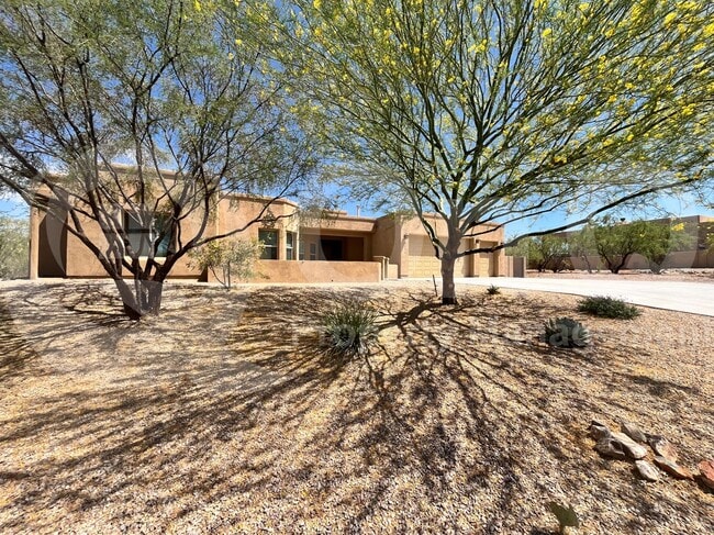 Building Photo - 9398 E Desert Milkweed Ct
