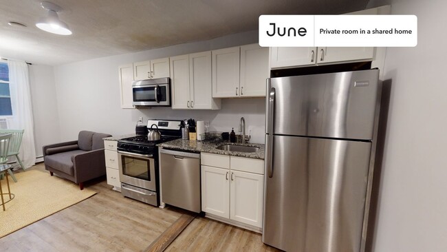 Building Photo - Room in Shared 3 bed/1 bath home