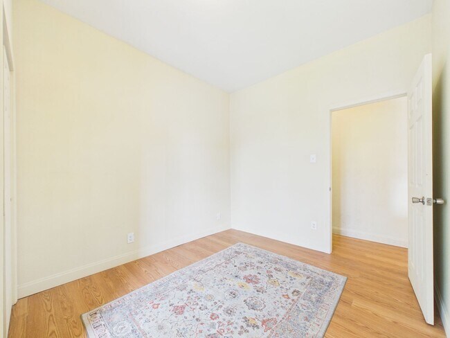 Foto del edificio - 617 E Vermilion St