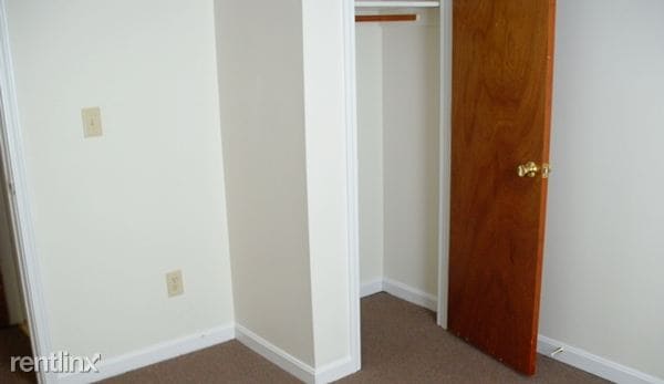 Building Photo - 107 Kenton Ct