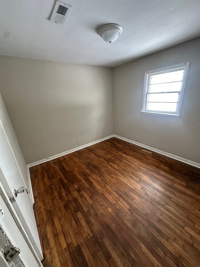 Foto del edificio - 1066 Alton Station Rd