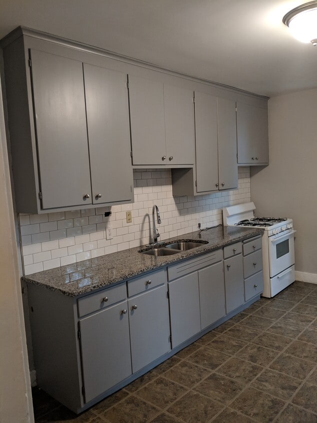 Primary Photo - 3246 Humboldt Ave S