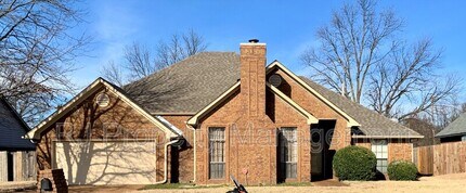 Building Photo - 6678 Spencer Forest Cove W