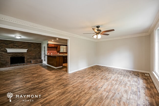 Building Photo - 629 Brook Dr