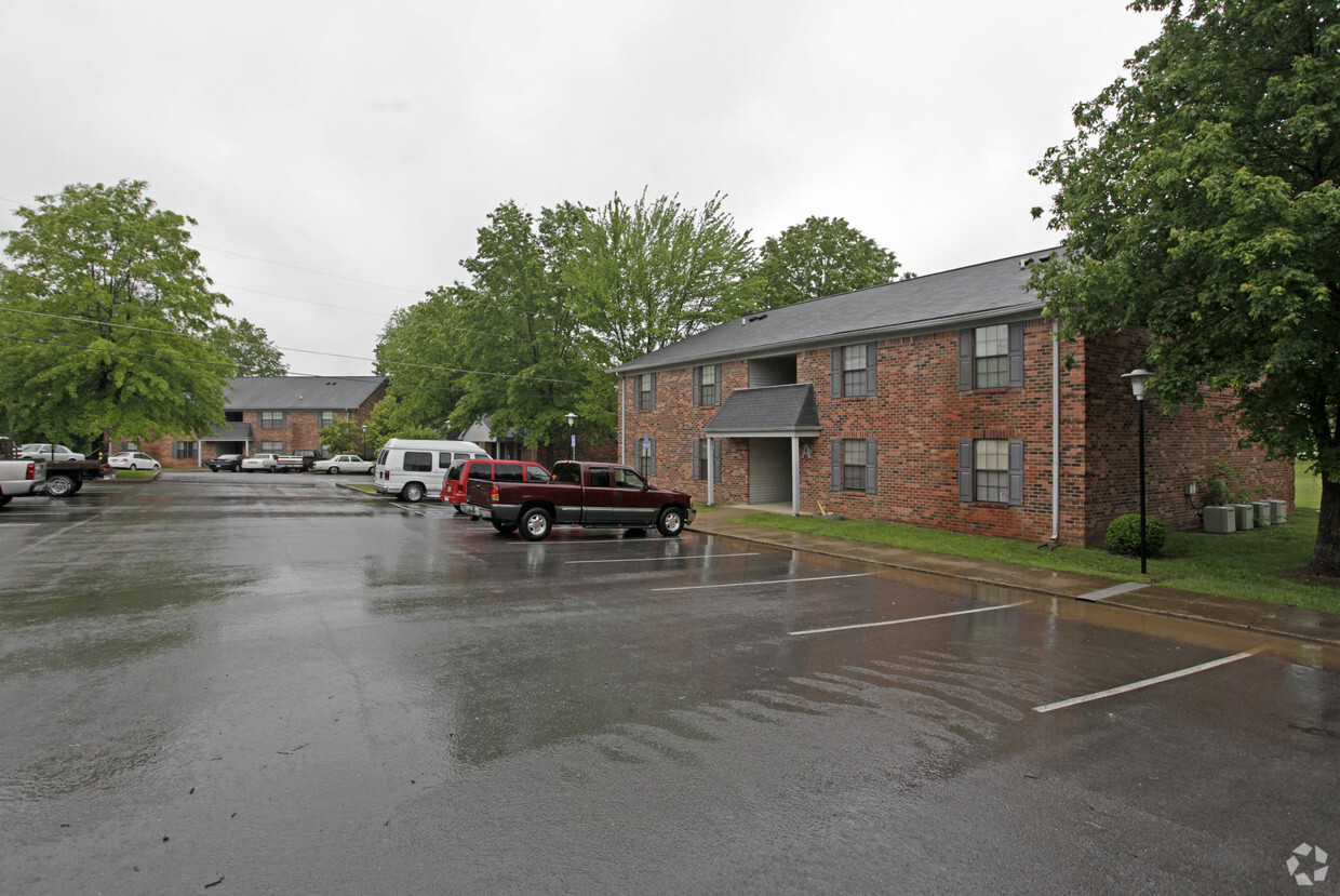 Building Photo - Bluff Trace Apartments