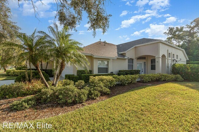 Foto del edificio - 3 br, 2 bath House - 1973 Golf Vista Blvd