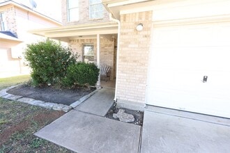 Building Photo - 1007 Harrisburg Ct