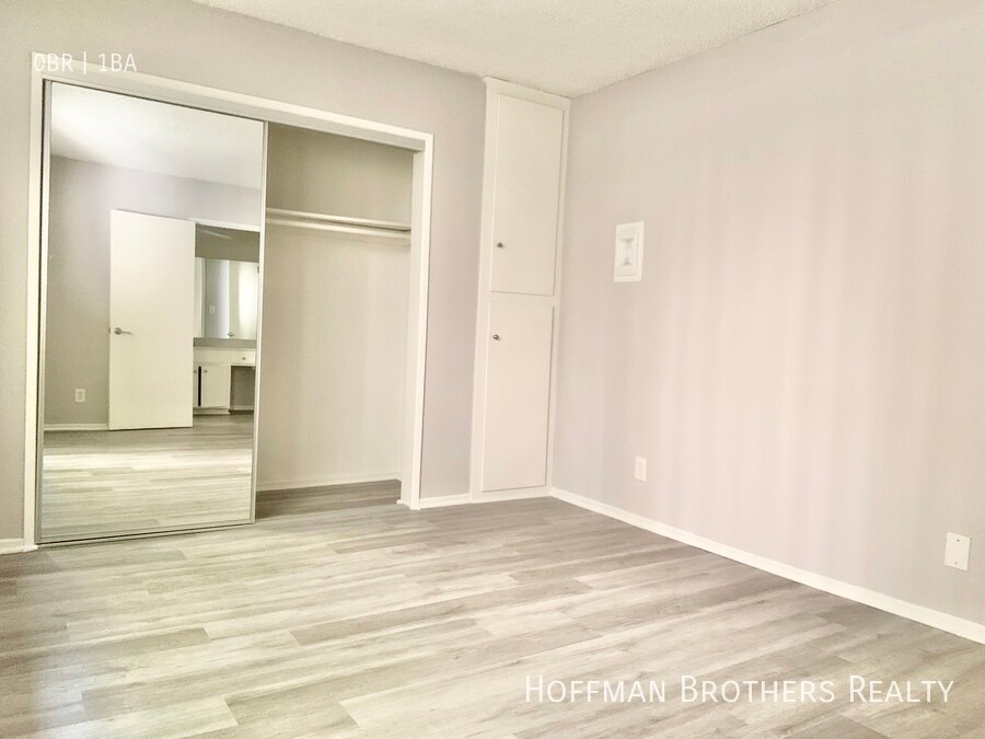 Building Photo - 1822 Colby Ave