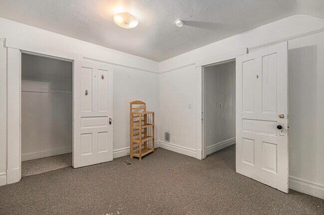 Foto del edificio - 515 S 4th Ave