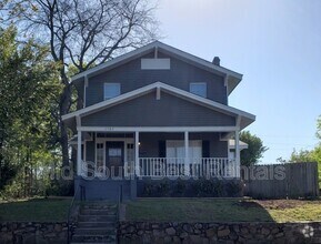 Building Photo - 1723 S Pulaski St
