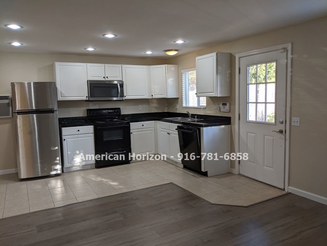 Building Photo - LEASED-1 Bedroom in Old Roseville