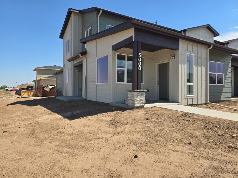 Foto principal - 5000 McKinnon Ct