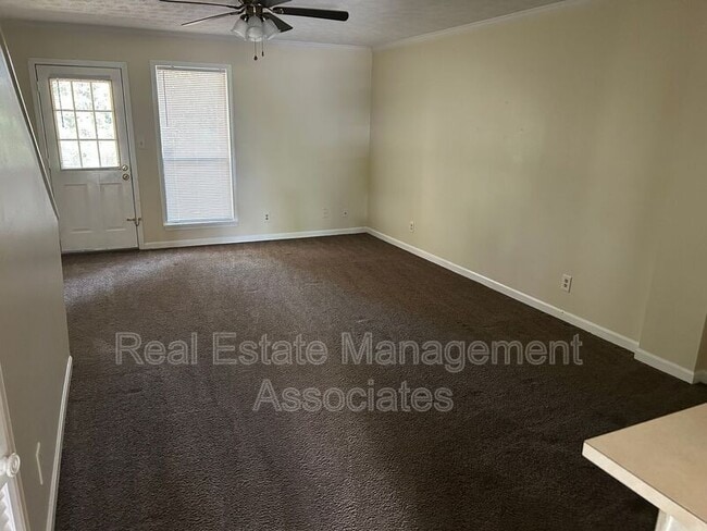Building Photo - 152 Westwind Ct