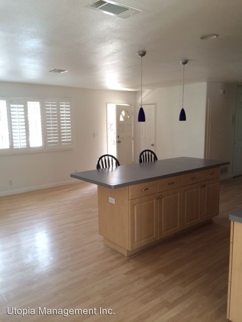 Building Photo - 70110 Sun Valley Dr