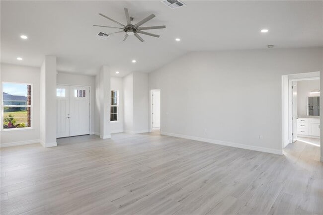 Foto del edificio - 208 SNOWY ORCHID Way