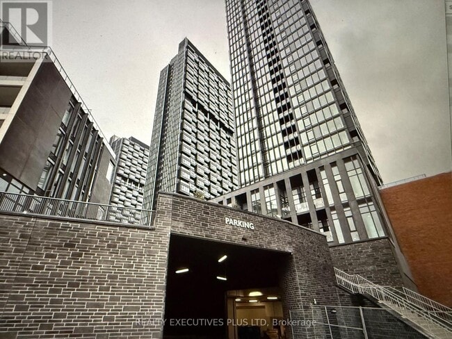 Building Photo - 1 Quarrington Lane