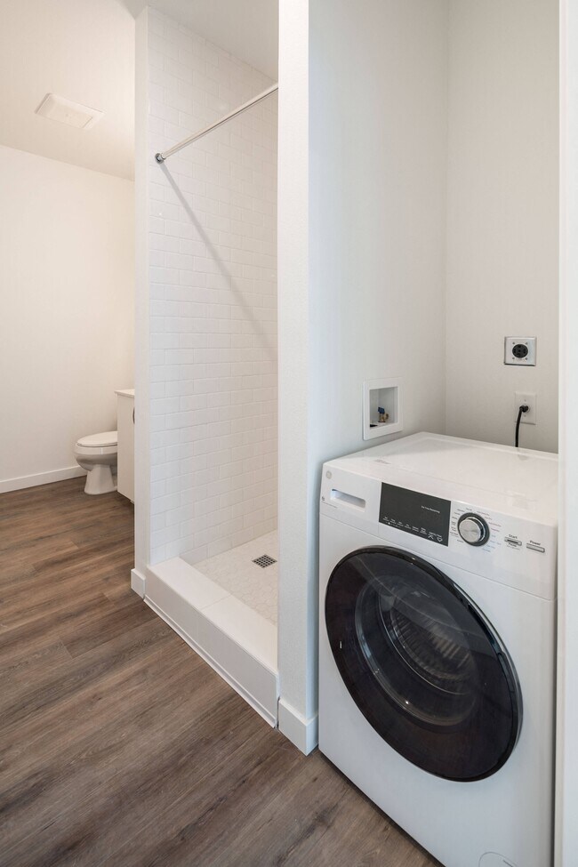 Foto del edificio - 89th Ave. Apartments