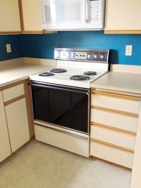 Foto del edificio - 4980 S Landing Dr