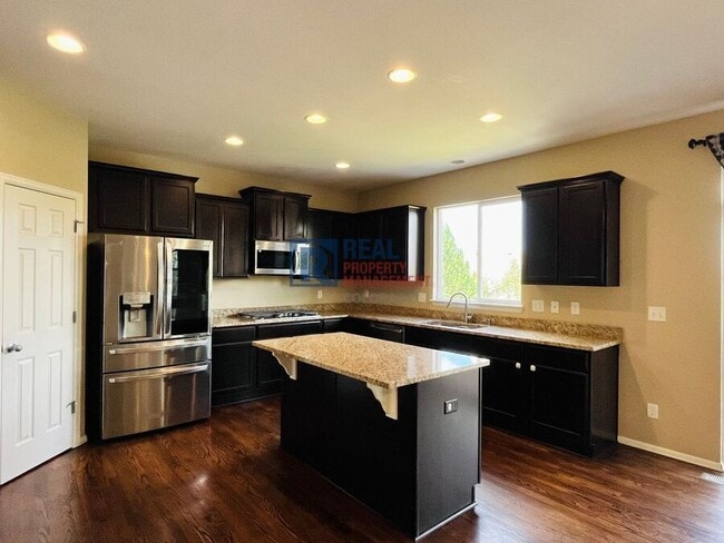 Building Photo - 2695 Mountain Sky Dr