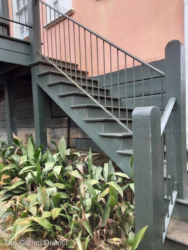 Building Photo - 108 Rue Du Grand Fromage