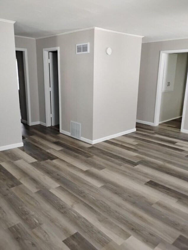 Foto del edificio - 4 Bedroom 1 Bath Home