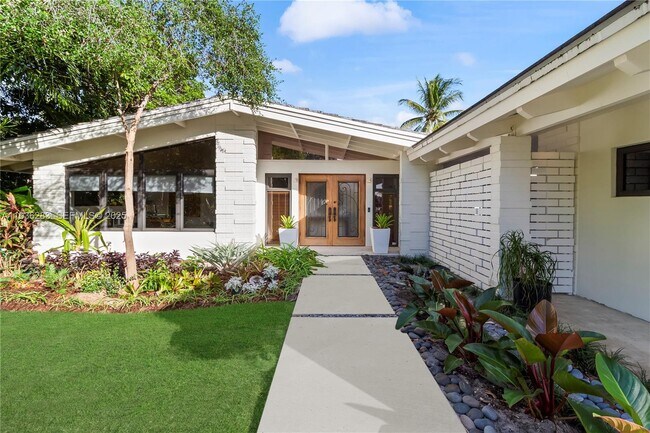 Foto del edificio - 2132 Middle River Dr