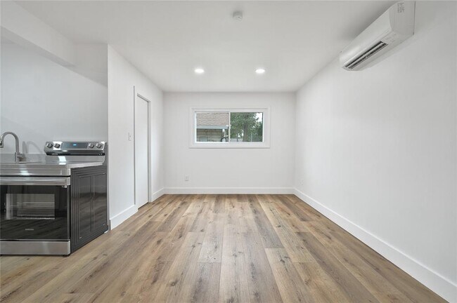 Foto del edificio - 4323 Marlborough Dr