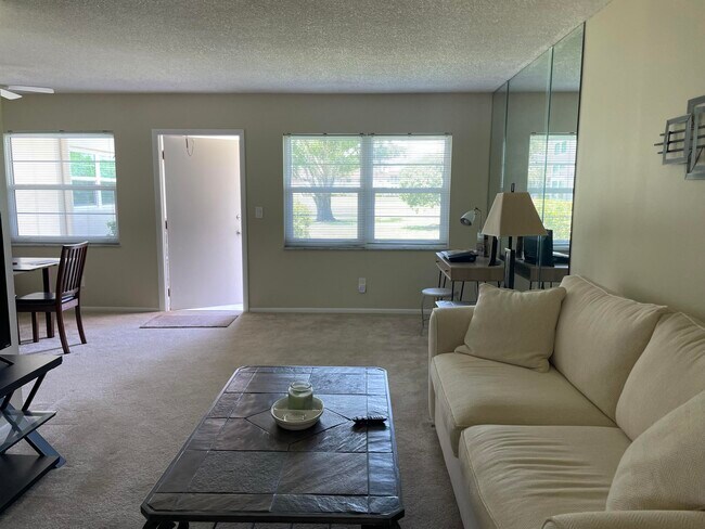 Foto del edificio - 88 Crooked Tree Ln