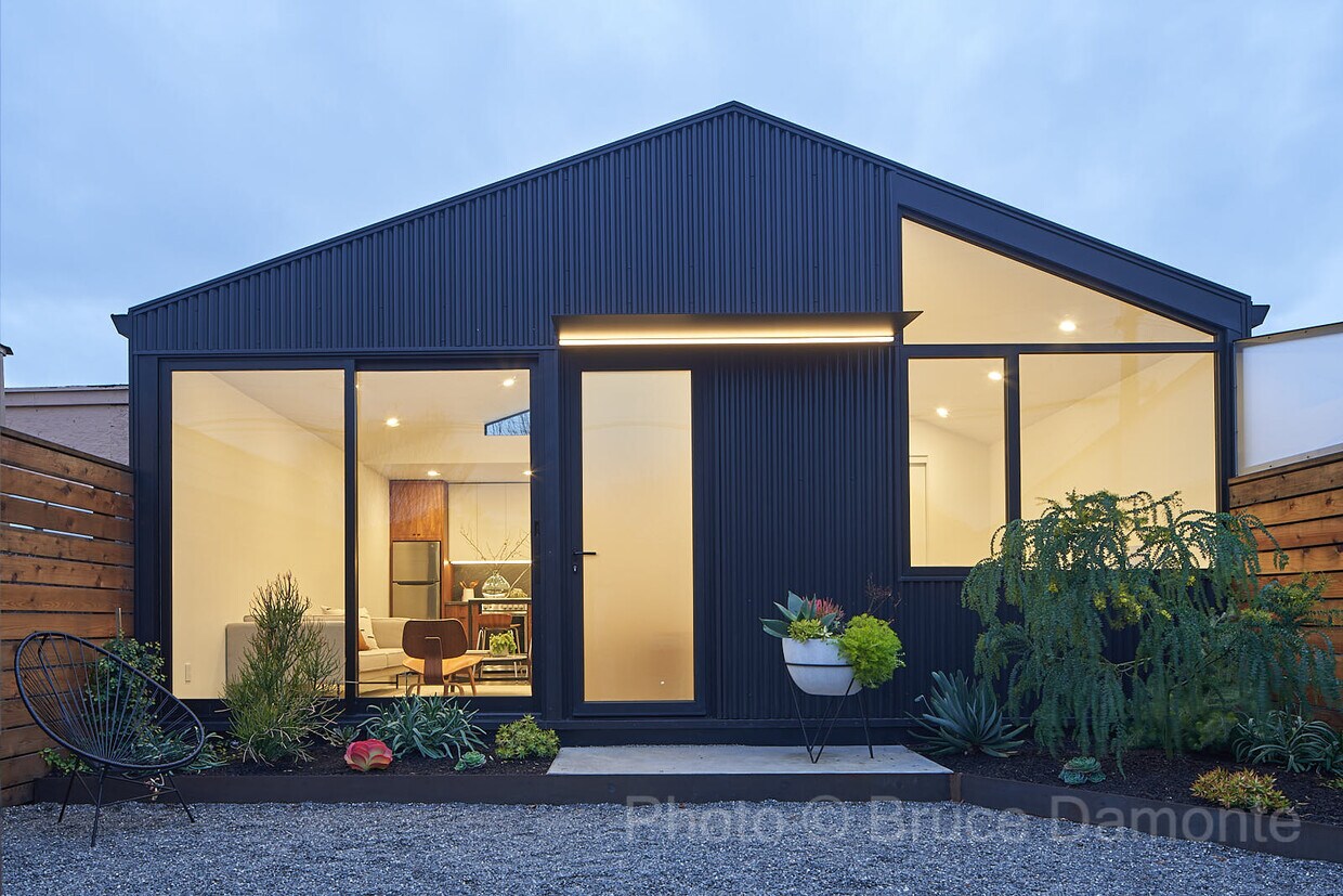 Foto principal - 1140 Carleton St