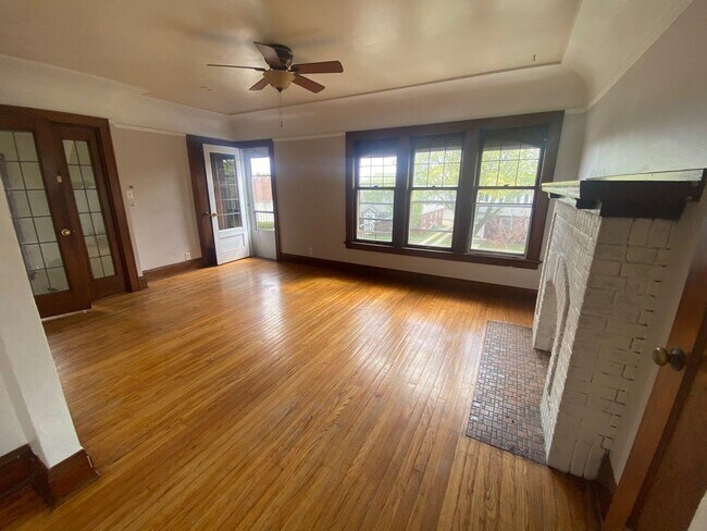 Foto del edificio - 2259 N 72nd St