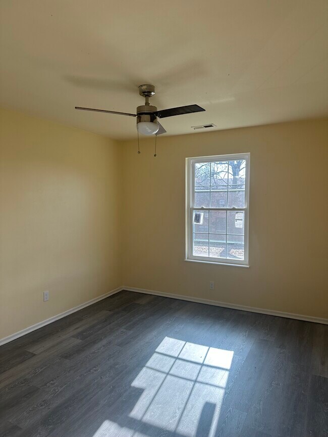 Foto del edificio - 46 Ben Louis Dr