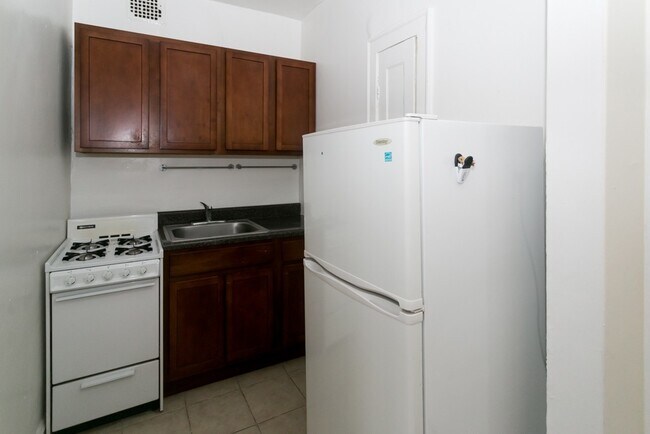 Foto del edificio - 4847 N Damen Ave