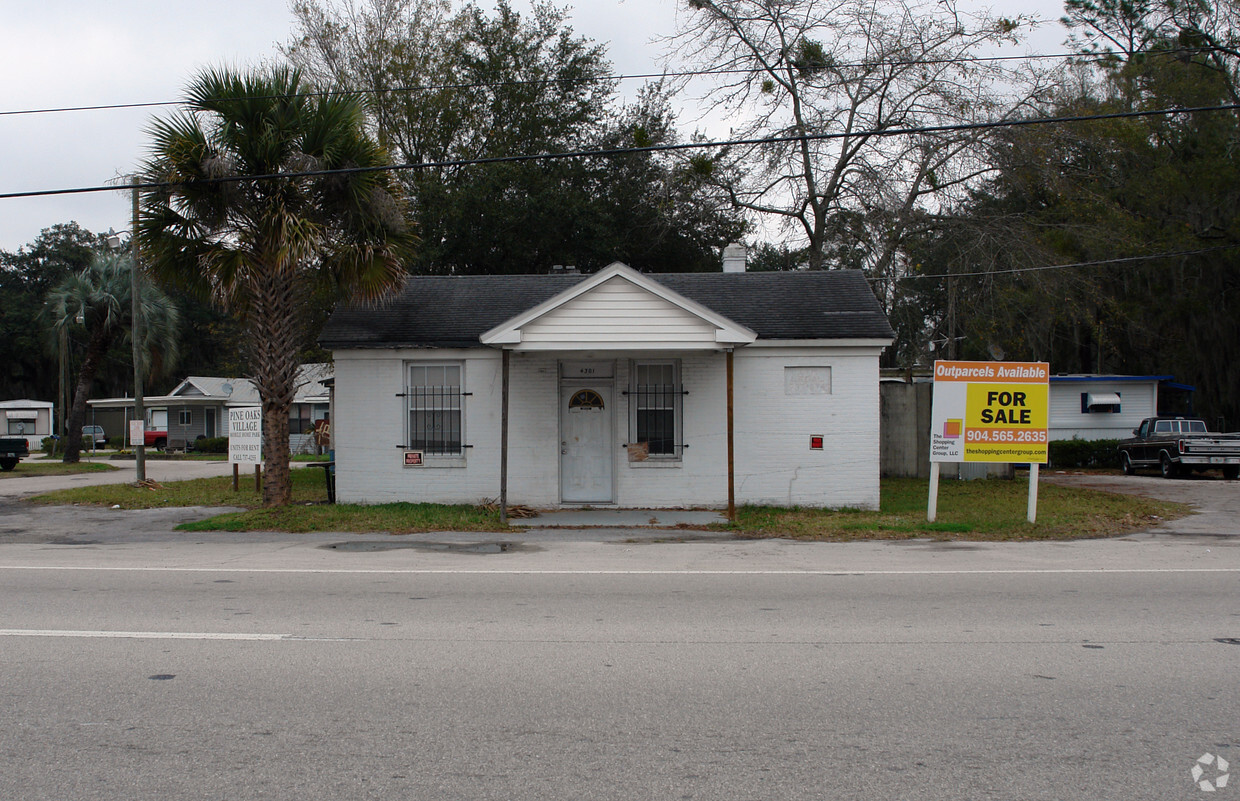 Foto del edificio - Pine Oak Mobile Home Park