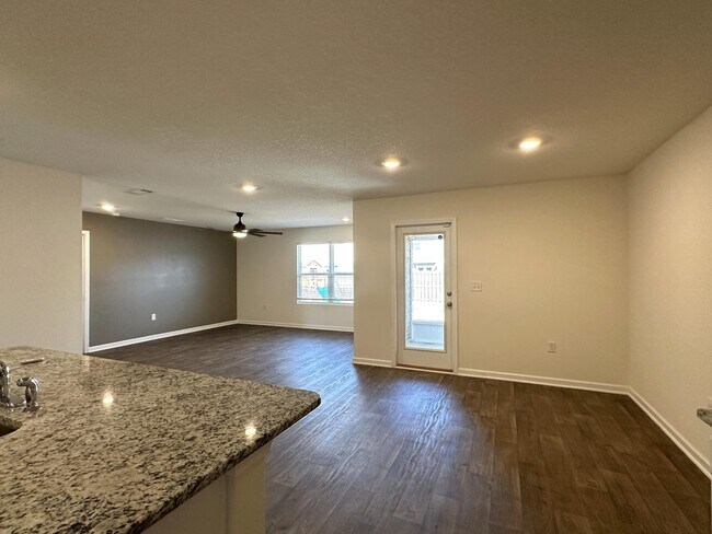 Foto del edificio - 1046 Limpkin St
